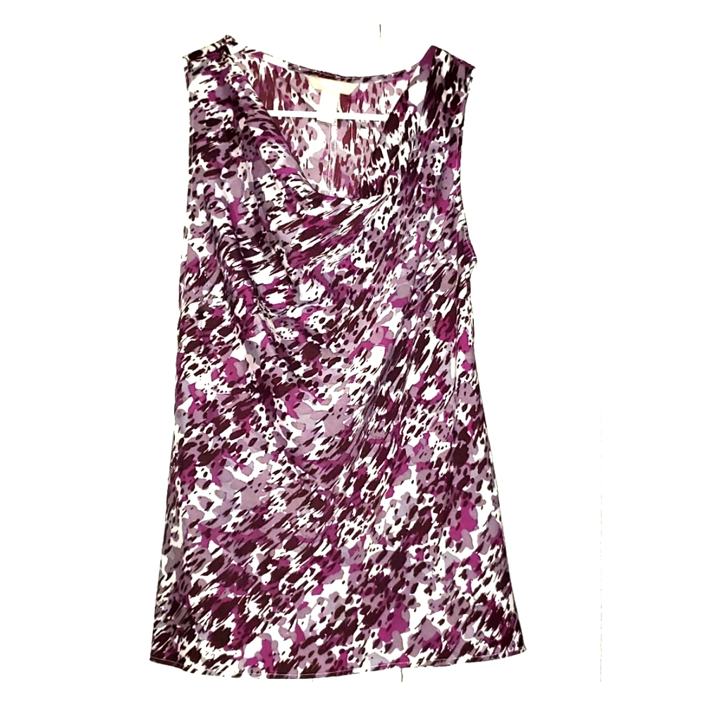 Sleeveless blouse